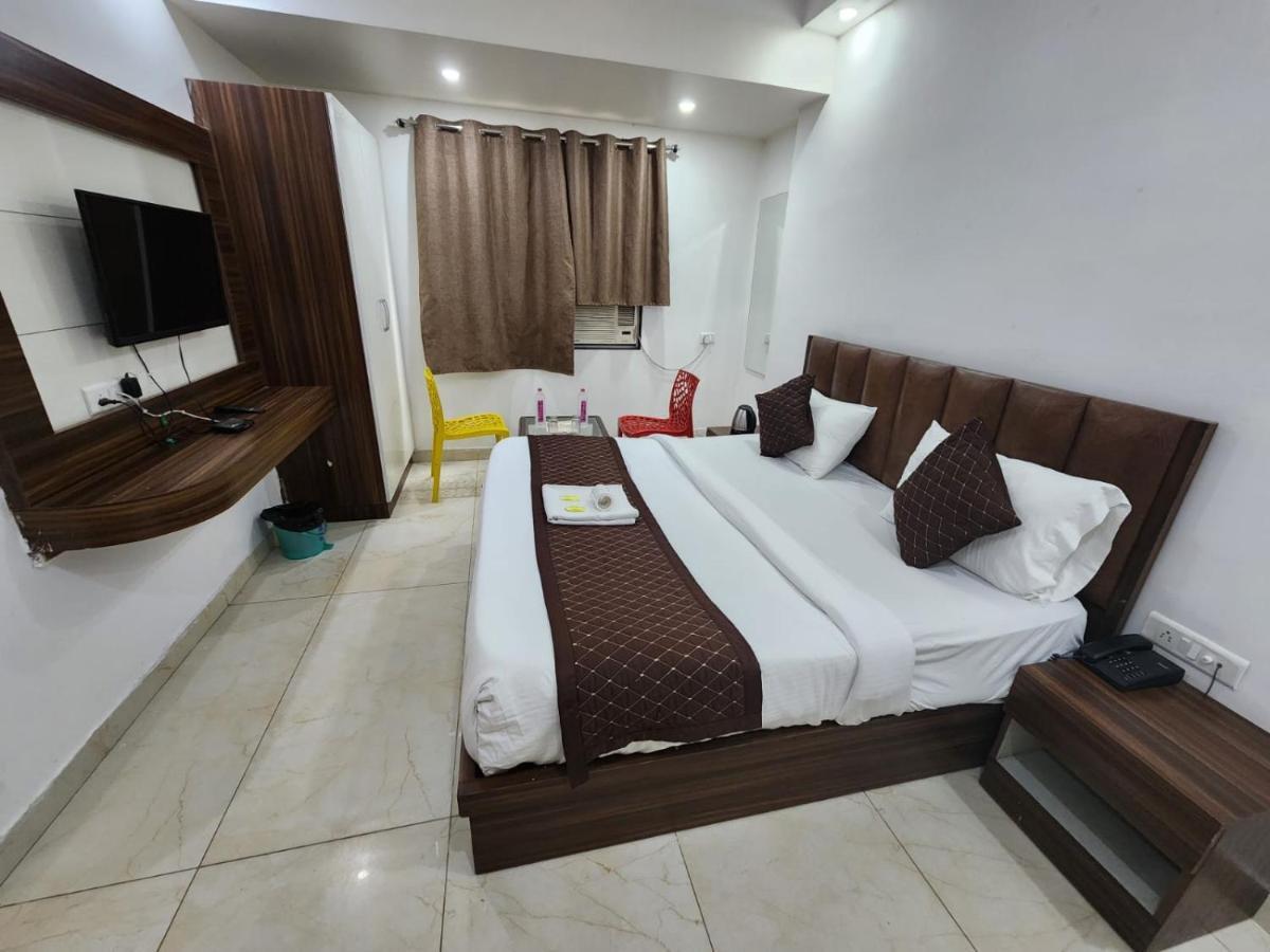 Airport Hotel Ivy With Free Airport Transfr Yeni Delhi Dış mekan fotoğraf
